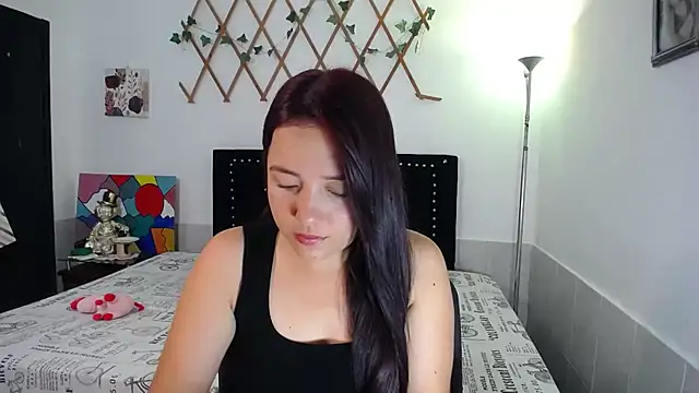 naughty girl 4u online show from June 2026 07:50:02 AM