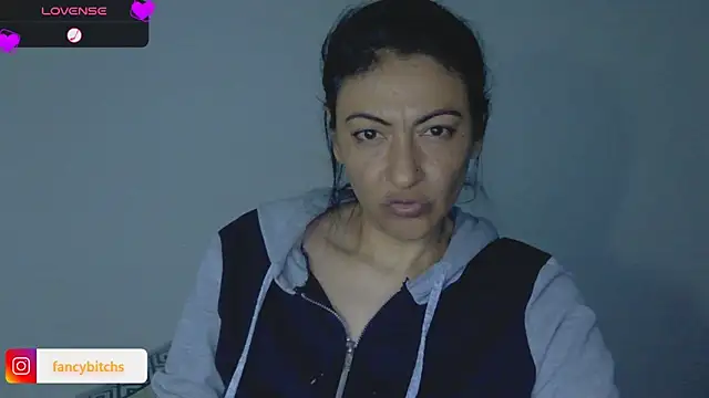 Snapshot of ErikaRika chatting on December 2024 05:14:02 AM ErikaRika online show from December 2024 05:14:02 AM