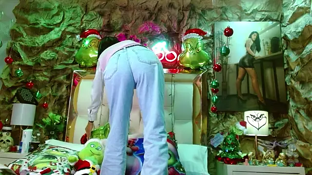 Snapshot of sharoon_cheerry chatting on December 2024 04:57:01 PM sharoon cheerry online show from December 2024 04:57:01 PM