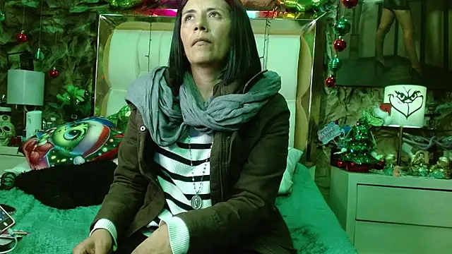 Snapshot of sharoon_cheerry chatting on January 2025 07:13:02 PM sharoon cheerry online show from January 2025 07:13:02 PM