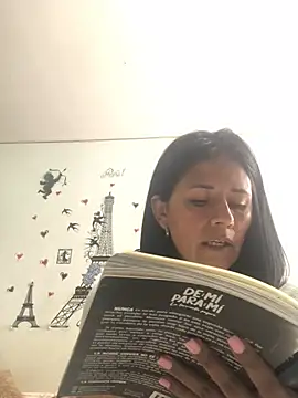 Snapshot of sharoon_cheerry chatting on February 2025 06:47:02 PM sharoon cheerry online show from February 2025 06:47:02 PM