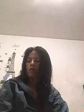 Snapshot of sharoon_cheerry chatting on March 2025 05:42:02 PM sharoon cheerry online show from March 2025 05:42:02 PM