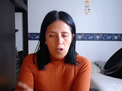 Snapshot of sharoon_cheerry chatting on September 2025 11:32:02 AM sharoon cheerry online show from September 2025 11:32:02 AM