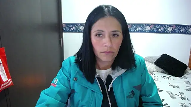 Snapshot of sharoon_cheerry chatting on October 2025 02:01:02 AM sharoon cheerry online show from October 2025 02:01:02 AM