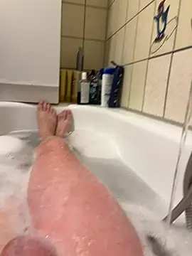 Snapshot of David19932908 chatting on October 2025 04:29:02 PM David19932908 online show from October 2025 04:29:02 PM