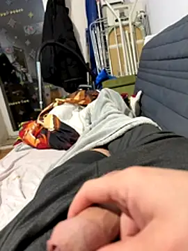 Snapshot of David19932908 chatting on November 2025 09:20:01 PM David19932908 online show from November 2025 09:20:01 PM