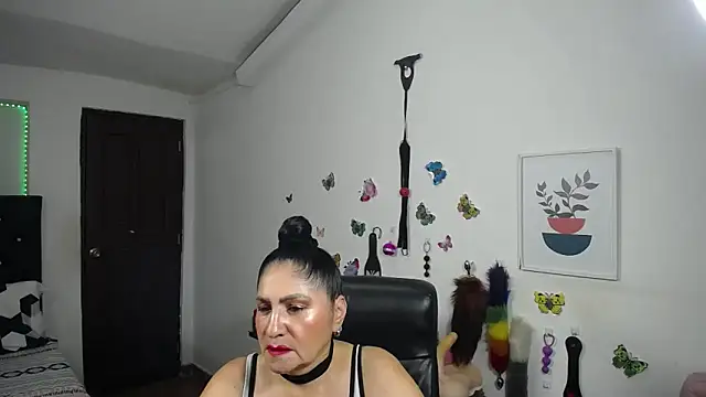 mature bigboobs10 online show from December 2025 03:57:01 AM