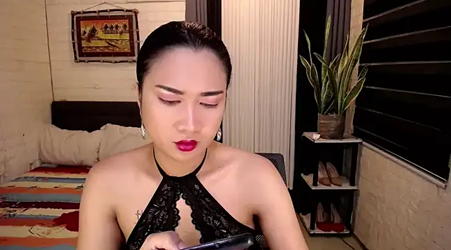 Snapshot of Yesha_harper chatting on January 2025 11:21:02 AM Yesha harper online show from January 2025 11:21:02 AM