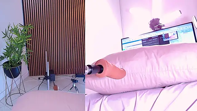 Sweet Susie  online show from March 2026 08:47:01 PM