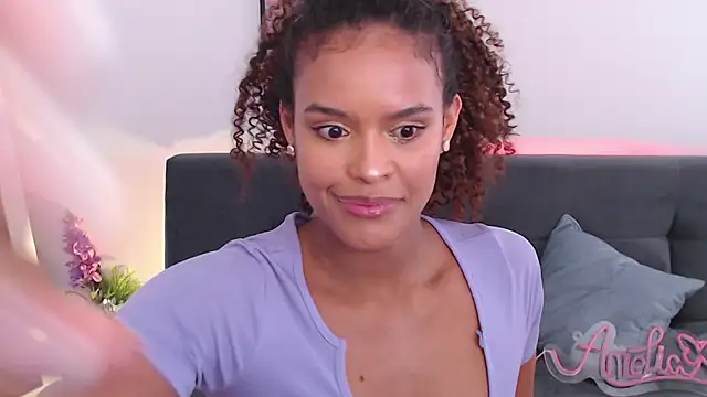 Snapshot of Amelia_bss chatting on February 2025 08:00:01 PM Amelia bss online show from February 2025 08:00:01 PM