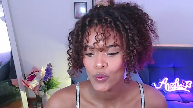 Snapshot of Amelia_bss chatting on February 2025 01:44:01 PM Amelia bss online show from February 2025 01:44:01 PM
