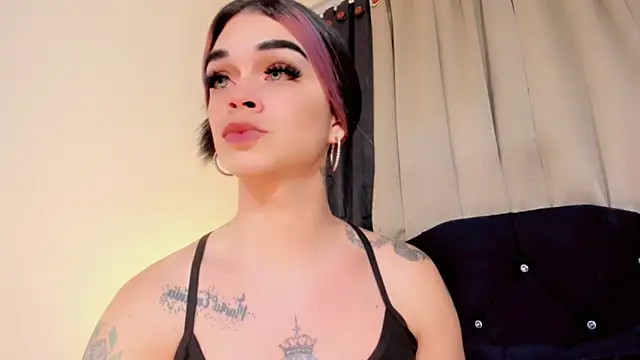 lesly xx online show from June 2026 03:16:02 AM