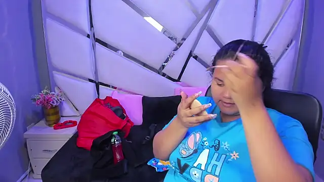 Snapshot of ValenTitis chatting on October 2025 08:15:01 PM ValenTitis online show from October 2025 08:15:01 PM