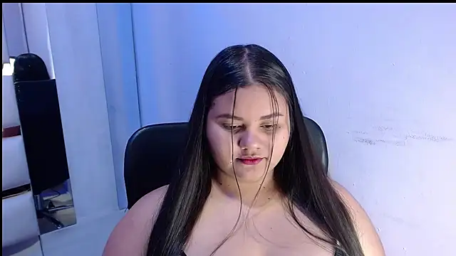 Snapshot of ValenTitis chatting on October 2025 08:38:02 PM ValenTitis online show from October 2025 08:38:02 PM