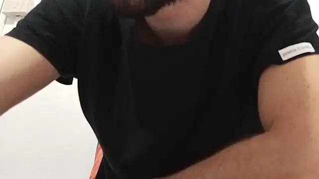 Hotboyo01 online show from February 2026 05:34:01 PM