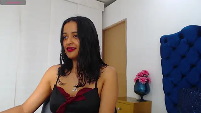 Snapshot of Lili666_ chatting on May 2026 03:23:02 AM Lili666 online show from May 2026 03:23:02 AM