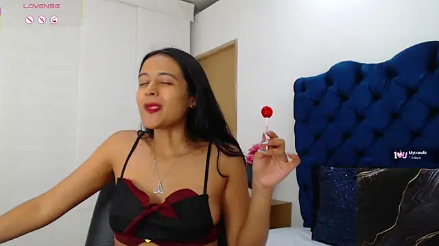 Snapshot of Lili666_ chatting on June 2026 03:20:02 AM Lili666 online show from June 2026 03:20:02 AM