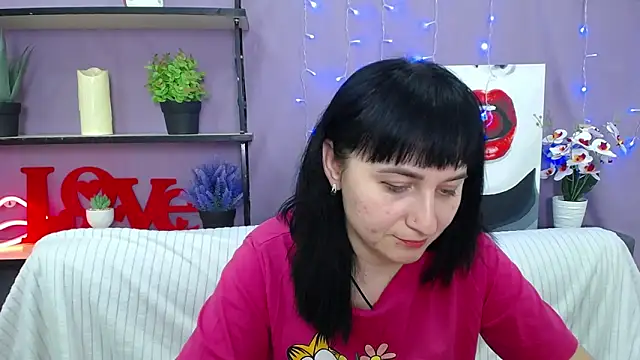 NinaFlawlees online show from March 2025 10:00:02 PM