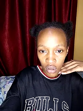 Olive Flora online show from March 2026 12:55:01 PM