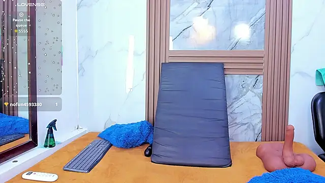 HannyMansonh online show from November 2025 03:37:02 PM