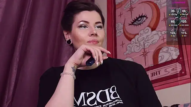 Luna Blake online show from February 2025 04:09:02 PM