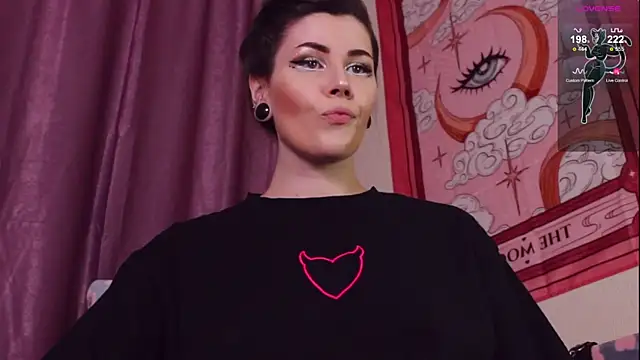 Luna Blake online show from March 2025 07:28:02 PM