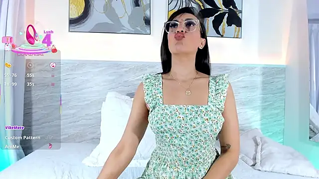 nayelii d online show from June 2026 11:56:02 AM