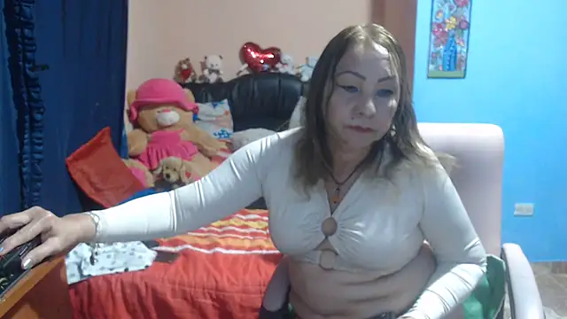 Snapshot of milfeddy_ chatting on March 2025 12:07:02 AM milfeddy online show from March 2025 12:07:02 AM