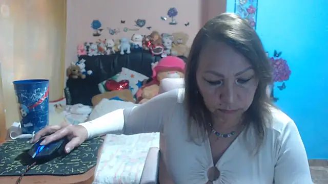 Snapshot of milfeddy_ chatting on September 2025 09:26:01 PM milfeddy online show from September 2025 09:26:01 PM