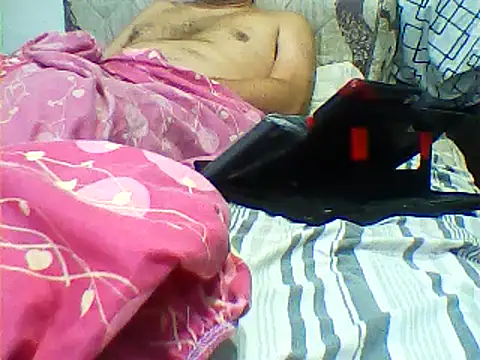 Snapshot of messi_syssy chatting on March 2025 08:28:01 PM messi syssy online show from March 2025 08:28:01 PM