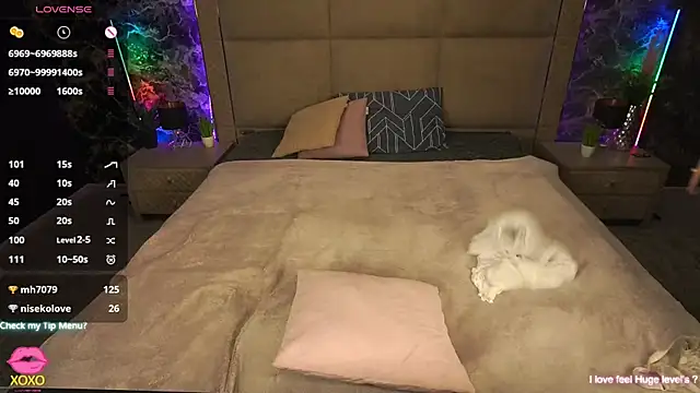 Snapshot of AfinaAmmor chatting on December 2024 10:08:02 PM AfinaAmmor online show from December 2024 10:08:02 PM