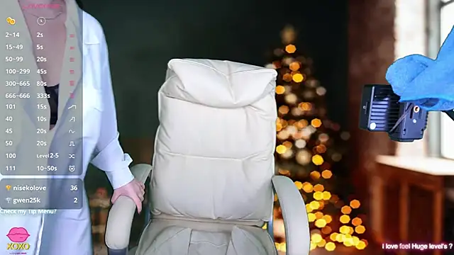 Snapshot of AfinaAmmor chatting on December 2024 06:14:01 PM AfinaAmmor online show from December 2024 06:14:01 PM