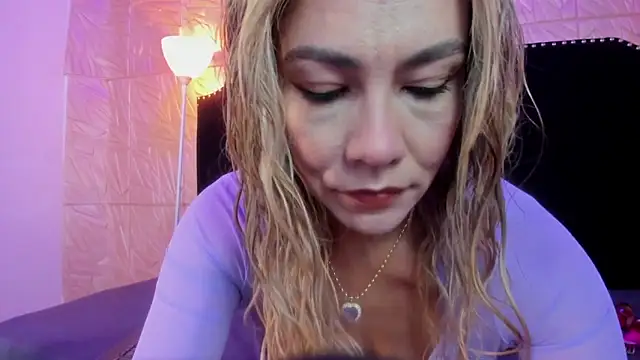 JennyRouse01 online show from May 2026 11:04:01 AM