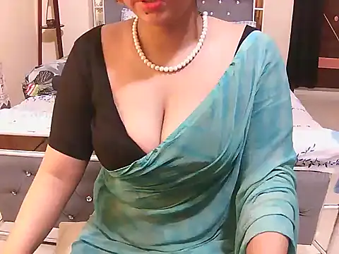 Snapshot of cutebengaligirl chatting on October 2025 07:40:02 AM cutebengaligirl online show from October 2025 07:40:02 AM