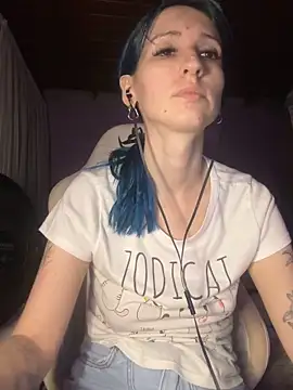 Snapshot of bunnydark00 chatting on March 2026 05:24:01 AM bunnydark00 online show from March 2026 05:24:01 AM