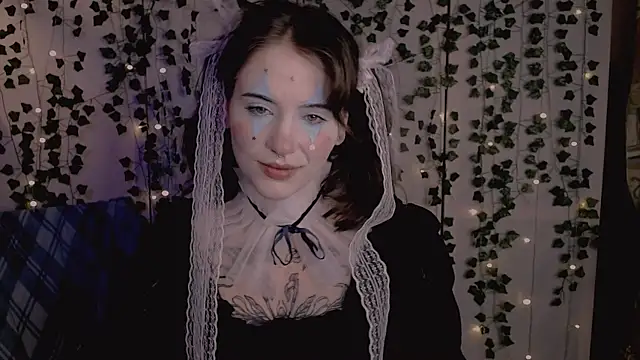 Snapshot of risha_laas chatting on November 2025 08:00:01 PM risha laas online show from November 2025 08:00:01 PM