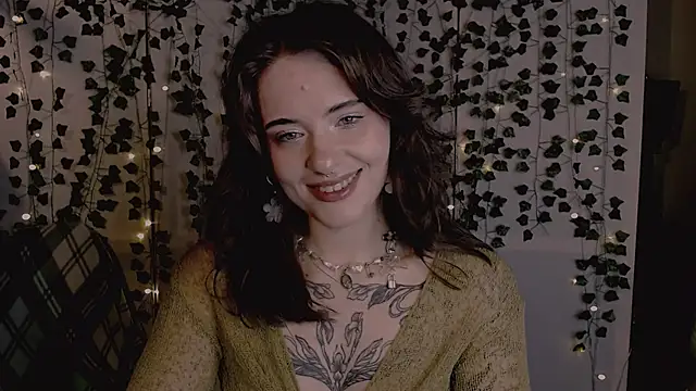 Snapshot of risha_laas chatting on November 2025 08:16:01 PM risha laas online show from November 2025 08:16:01 PM