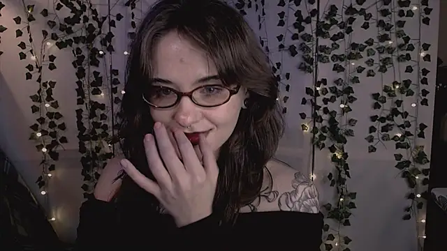 Snapshot of risha_laas chatting on January 2026 08:11:02 PM risha laas online show from January 2026 08:11:02 PM