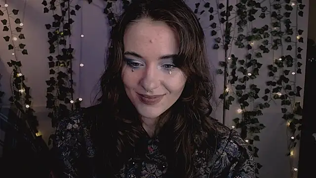 Snapshot of risha_laas chatting on January 2026 08:14:02 PM risha laas online show from January 2026 08:14:02 PM