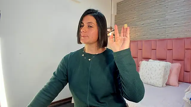 SarahDeyvis online show from January 2025 08:04:01 PM