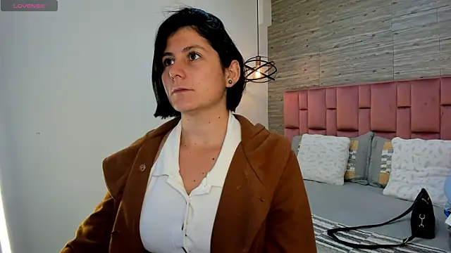 SarahDeyvis online show from January 2025 01:09:01 PM