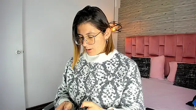 SarahDeyvis online show from October 2025 01:06:02 PM