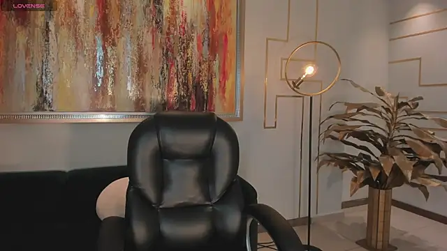 EveBensonX online show from July 2026 08:18:02 PM