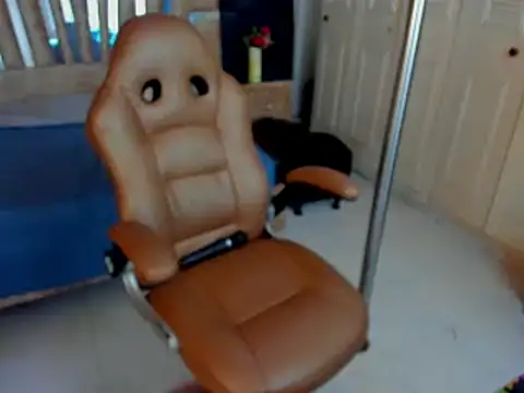 cute sassy online show from March 2025 01:00:02 AM