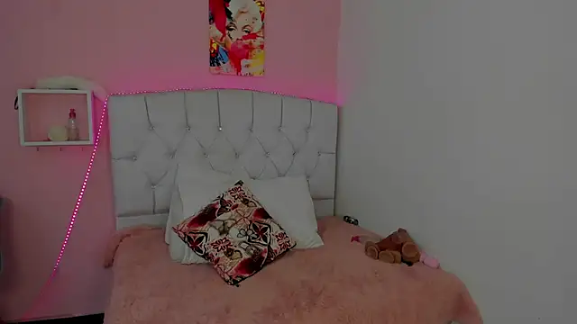 18candys online show from May 2026 02:23:01 PM