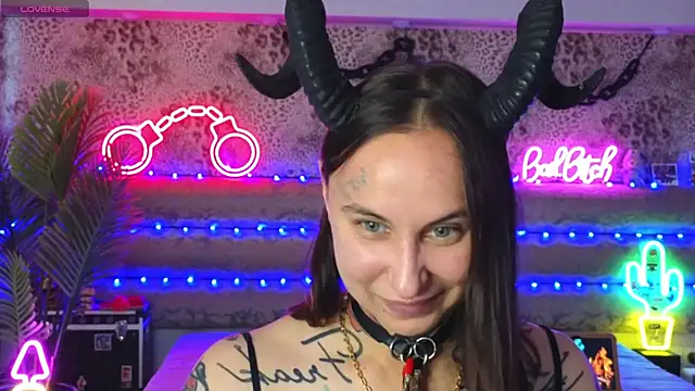 Cool Freak  online show from July 2026 10:28:02 AM