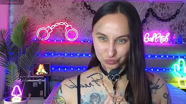 Cool Freak  online show from July 2026 10:22:01 AM