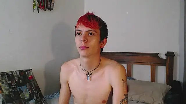 Snapshot of Twink_Temptation chatting on October 2025 02:34:01 AM Twink Temptation online show from October 2025 02:34:01 AM