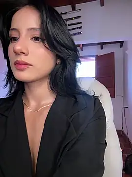 Ale Lewis online show from February 2026 09:55:01 PM