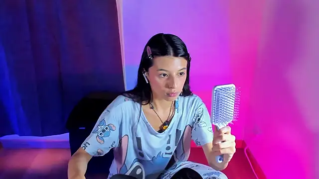 NanaRott online show from November 2025 09:25:02 PM